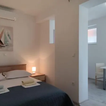 Apartment Ana *