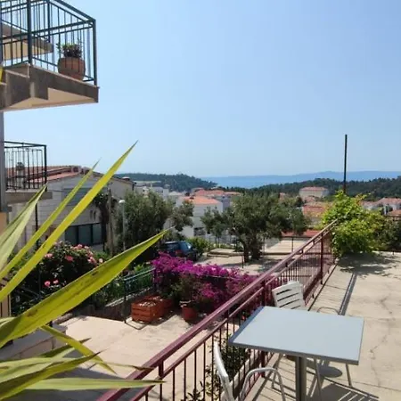 Apartment Ana *